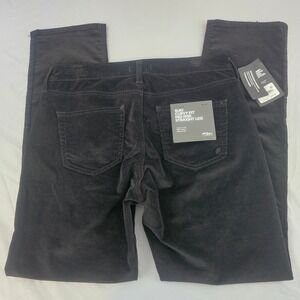 Silver Jeans 28 x31 Suki Black Corduroy Curvy Fit Straight Leg Mid Rise NWT L782